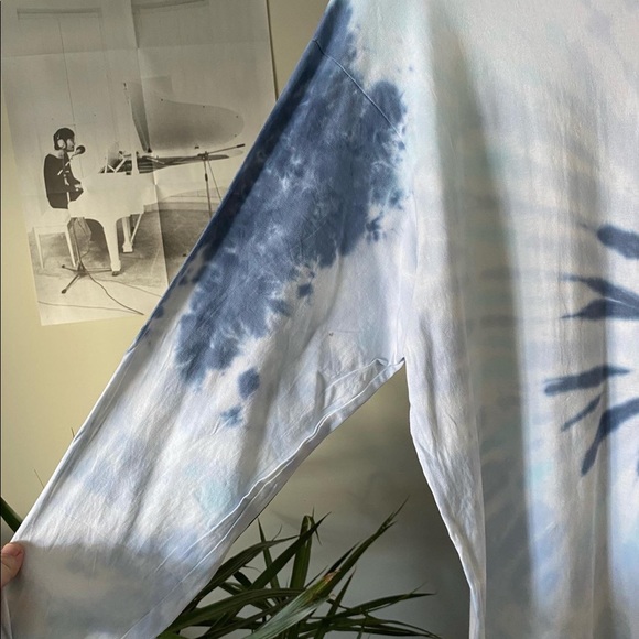 NWT Tie Dye top - Picture 2 of 5